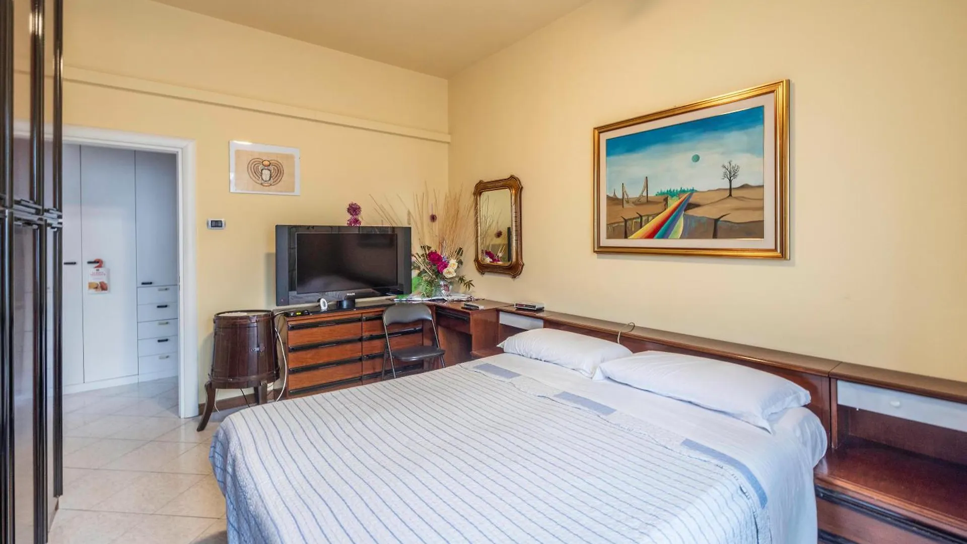 Nadia House, Bologna By Short Holidays
